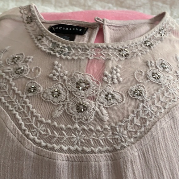 Ladies Top - Picture 6 of 8